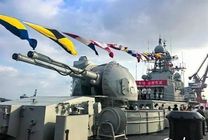 世界杯网络平台 _啥情况？中国海军821“太平湖”舰被我军主炮击沉世界杯网络平台 ！稀有军舰当靶船可惜吗？