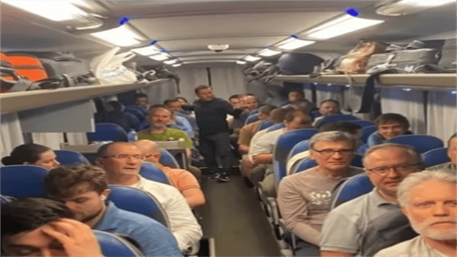 小保加足球
_德黑兰领空彻底失守！50多架以军机上演自由飞行小保加足球
，俄紧急撤侨