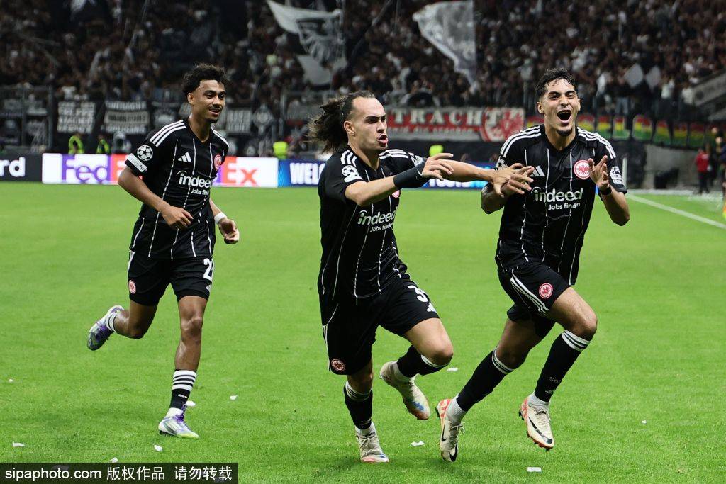 皇冠信用網登2登3_上海申花7-0狂胜青岛西海岸：青少年精英联赛U21组第3轮精彩回顾