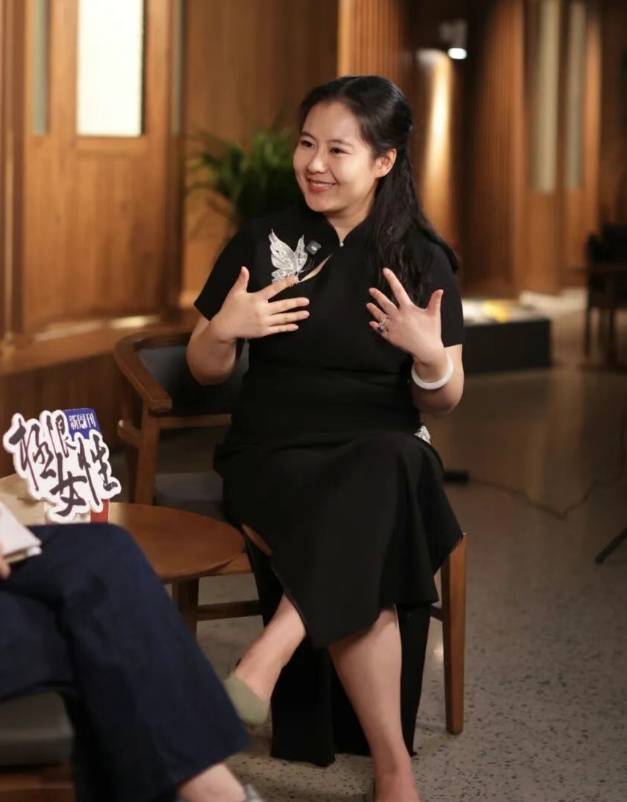 皇冠信用盘_与渐冻症抗争6年皇冠信用盘,妻子透露蔡磊近况:他已完全丧失语言能力,仅能吃流食