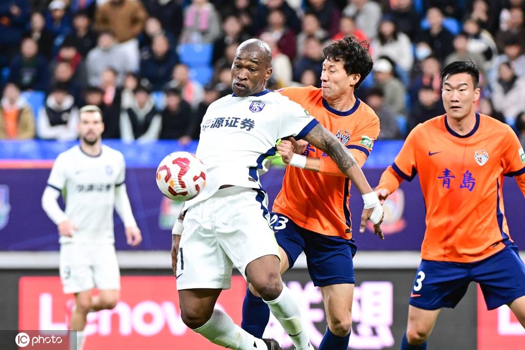 皇冠信用盘结算日
_宝贵三分皇冠信用盘结算日
！中超-海牛1-0胜三镇 送亚泰提前一轮降级