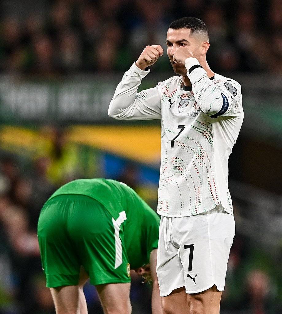 皇冠信用网登2代理
_世预赛-C罗肘击染红帕洛特双响 葡萄牙0-2无缘提前晋级