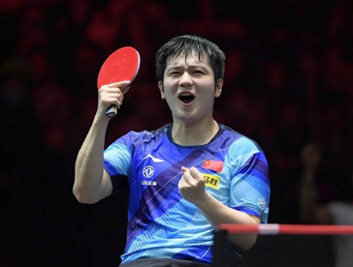 皇冠信用网代理_樊振东点赞王楚钦“是中国队绝对的领军人物”皇冠信用网代理，王楚钦回应输球：思想出现问题