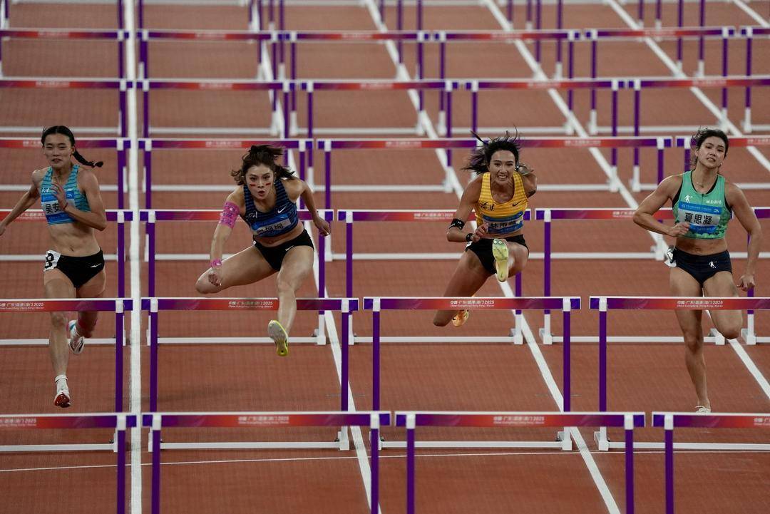 皇冠信用网登3代理
_差0.04秒皇冠信用网登3代理
，吴艳妮再获全运会100米栏银牌 她说：不确定还有没有下一届全运会