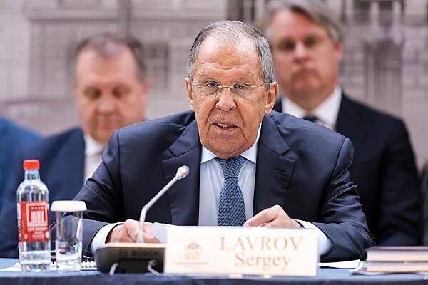 皇冠信用网登1
_俄外长:乌克兰必须保持中立、不结盟和无核化皇冠信用网登1
,如果欧洲决定开战,俄已做好应战准备