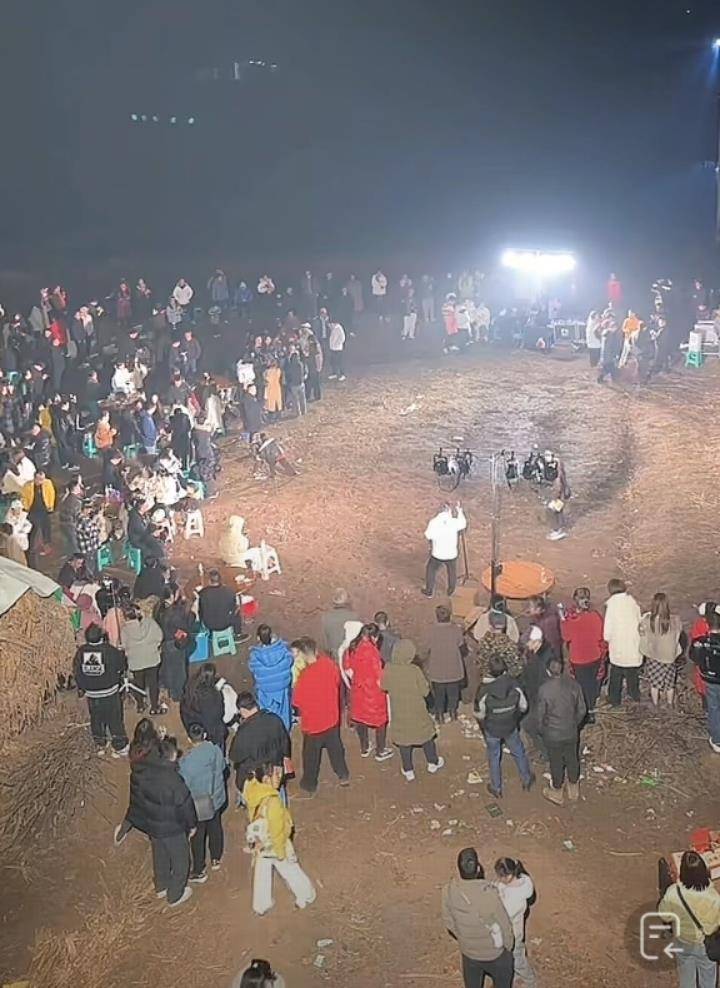 皇冠账号注册
_重庆一女子不会杀猪网上求助皇冠账号注册
,上千网友驱车来帮忙,10万人在线围观!村干部:宰了5头猪吃流水席