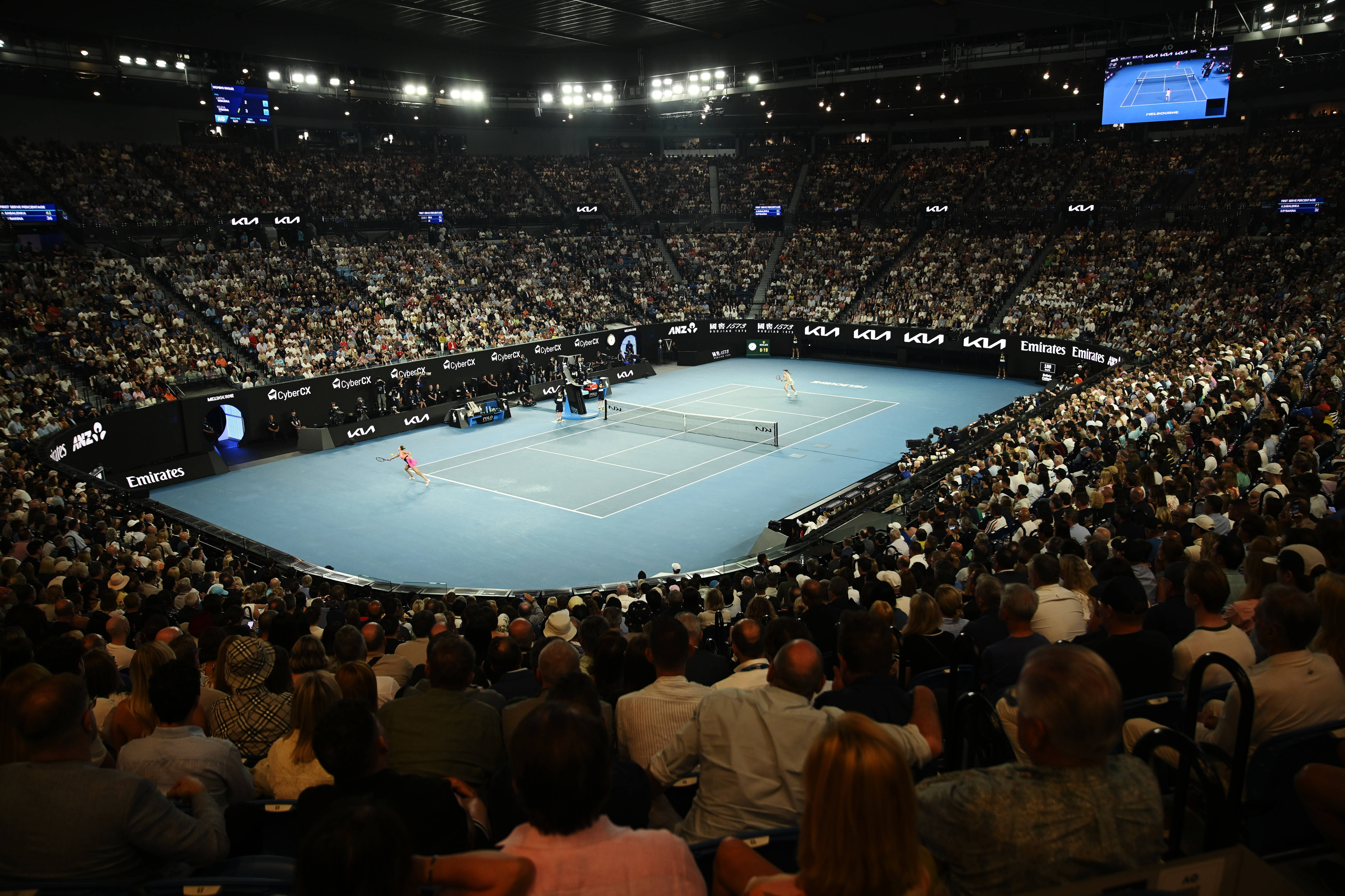 皇冠信用网出租足球_(体育)网球——澳网女单决赛:莱巴金娜对阵萨巴伦卡