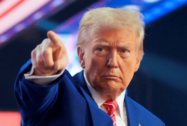 皇冠信用网会员开户_李显龙说对了!特朗普兵分两路皇冠信用网会员开户,收割中国资产,非要与中国硬碰硬?