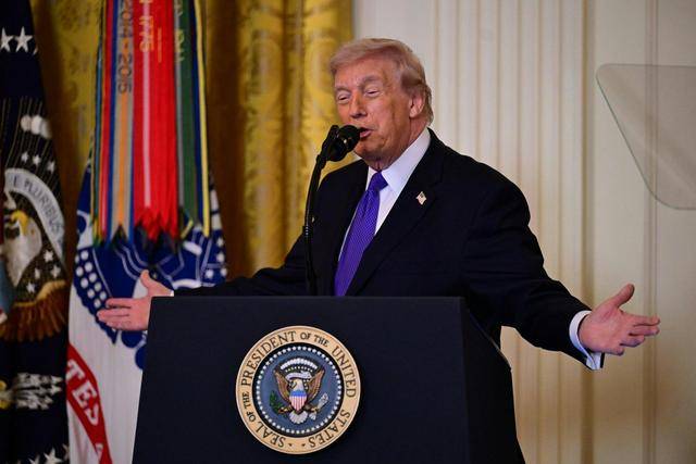 皇冠信用网登123 _已经来到第27波打击皇冠信用网登123 ，伊朗后退一步，美军出现反常举动，特朗普立场变了？