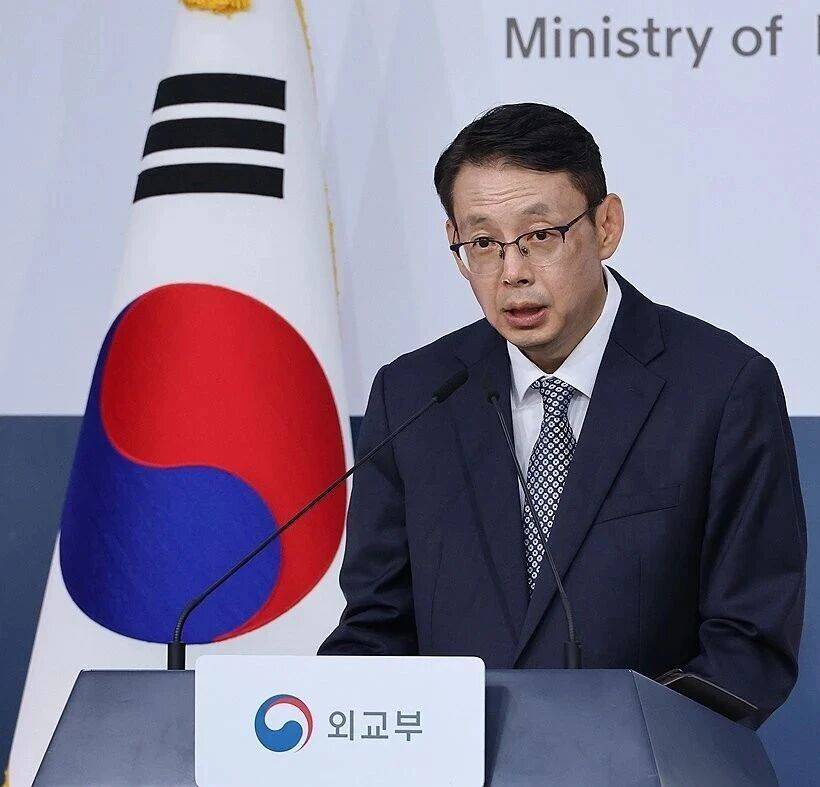 皇冠登3代理申请_韩政府就双年展涉台问题表态:坚持一中立场