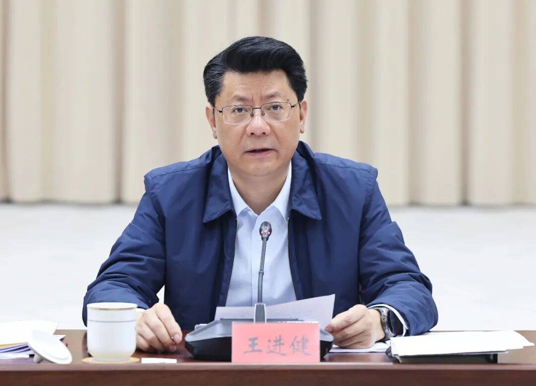 国际冠军杯平台 _中共中央批准国际冠军杯平台 ，扬州市委书记王进健跨省履新